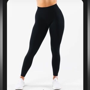 Alphalete amplify leggings BLACK- NWOT